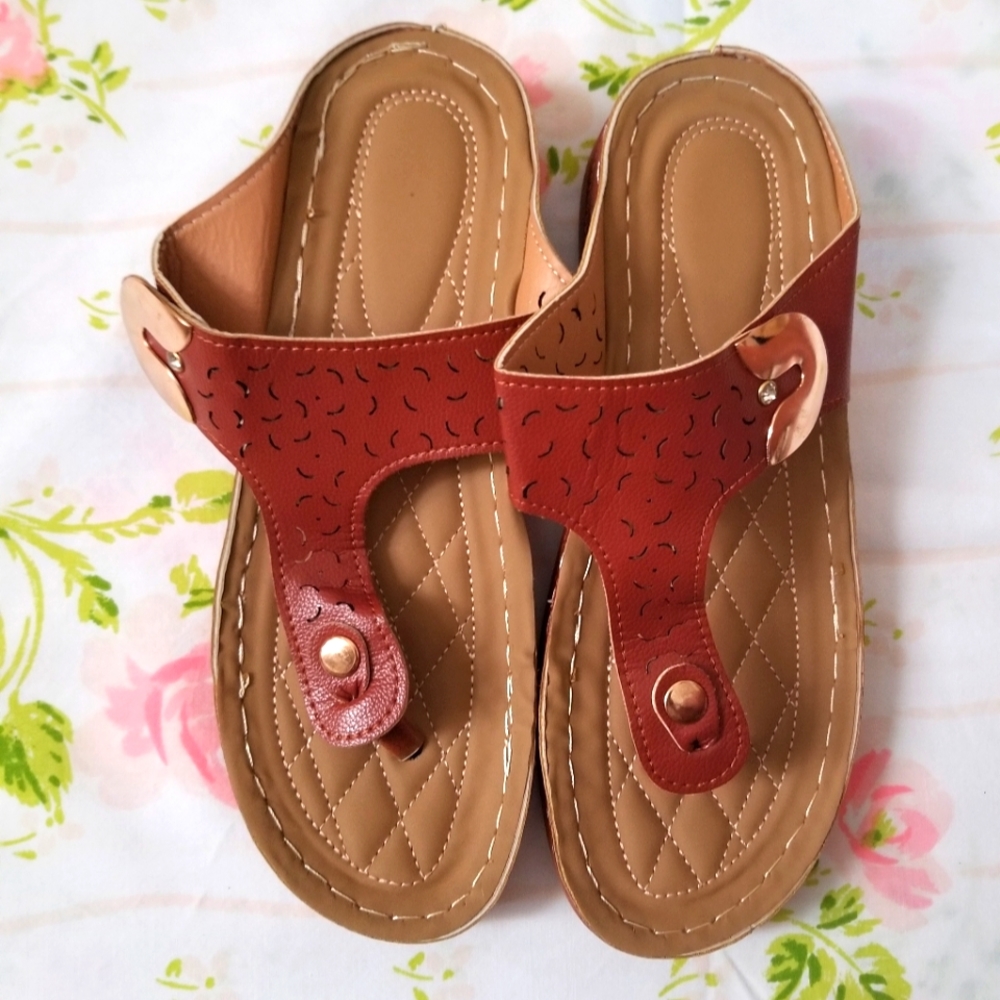 Womens's Brown Wedge Leather Flip Flops. Size 9.5 never worn.